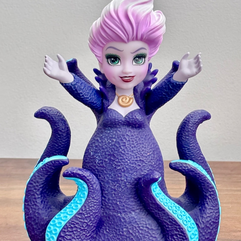 DISNEY Live Action Little Mermaid Villian URSULA Toy Doll Figure Jakks Pacific